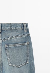 Massimo Dutti FLARED HIGH-WAIST - Flared Jeans - light blue