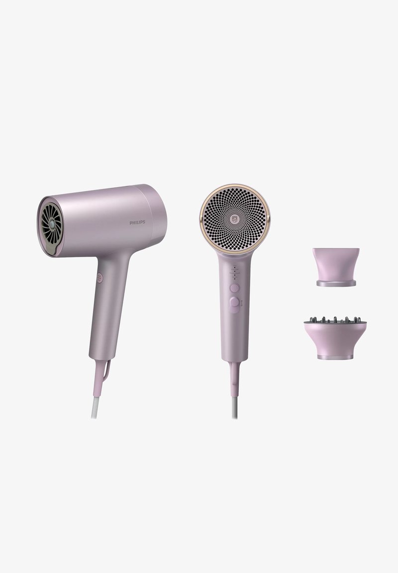 Sèche-cheveux Philips : corps violet mat élégant, poignée ergonomique, sortie d'air circulaire avec accents dorés, comprend deux accessoires.
