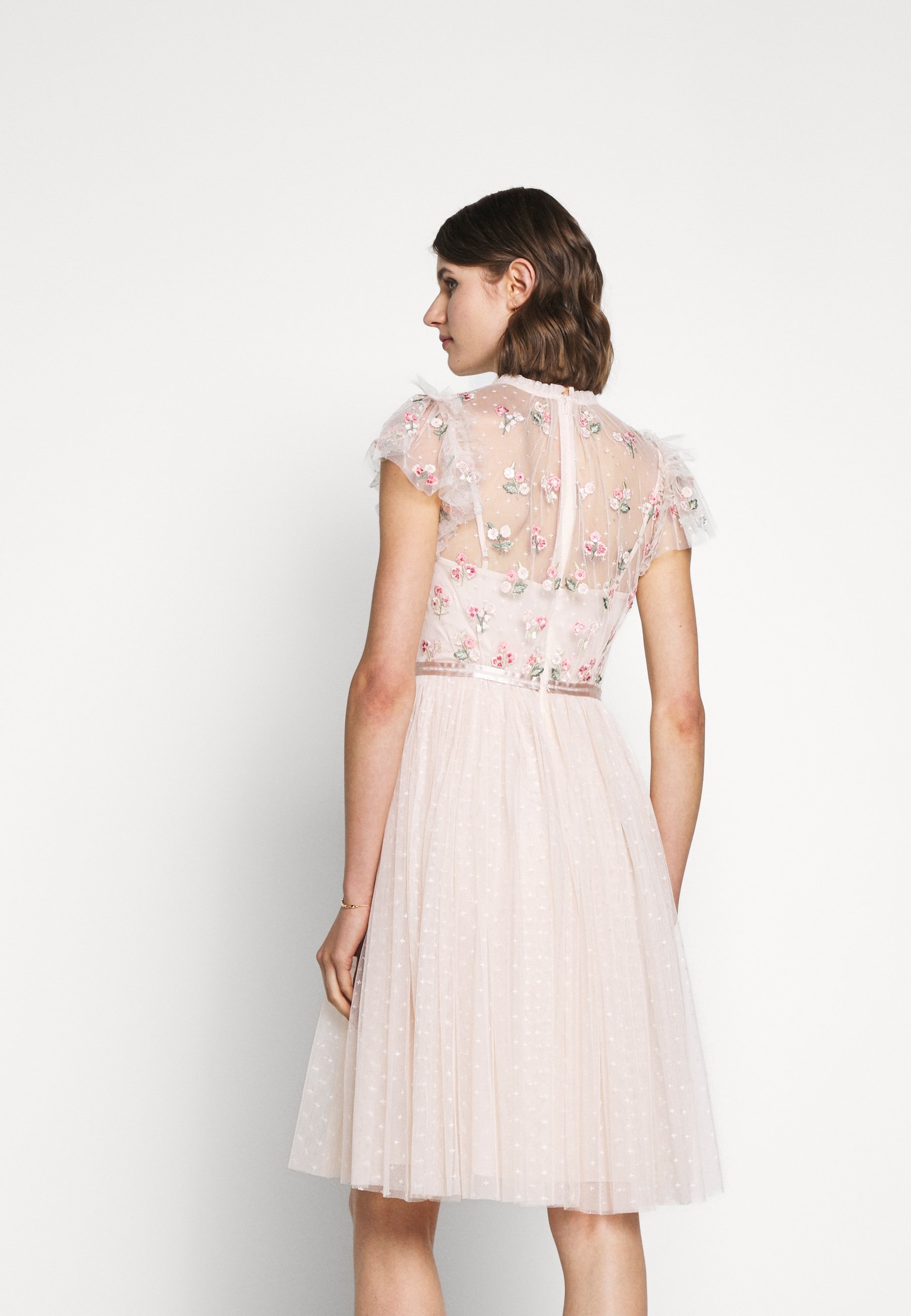 needle and thread rococo