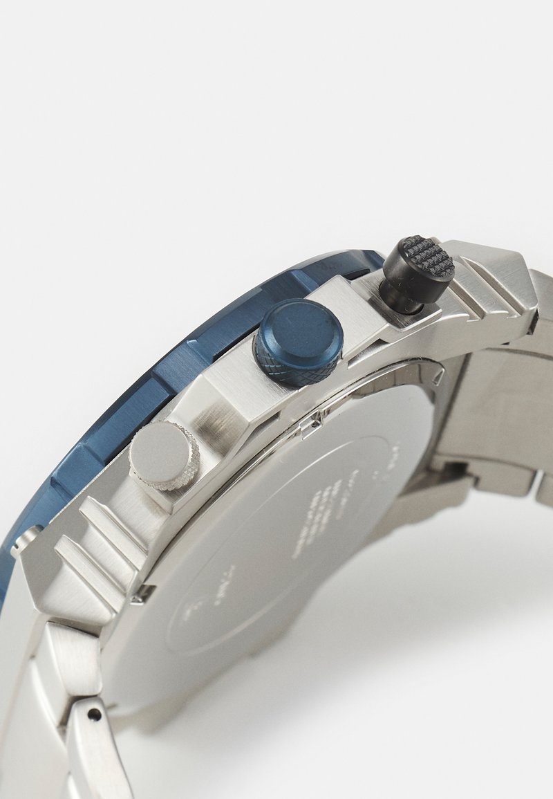 Herren Analoguhren | Guess EXPOSURE Chronograph silvercoloured/silberfarben - QL53999 Herren Analoguhren | Guess EXPOSURE Chronograph silvercoloured/silberfarben - QL53999