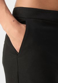 Marc O'Polo PANTS SLIT DETAIL - Housut - black