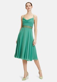 Vera Mont MIT WASSERFALL - Robe de soirée - light green