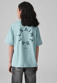 smALLSAINTS TIERRA CREW LOGO  - Apdrukāts T-krekls - pale blue