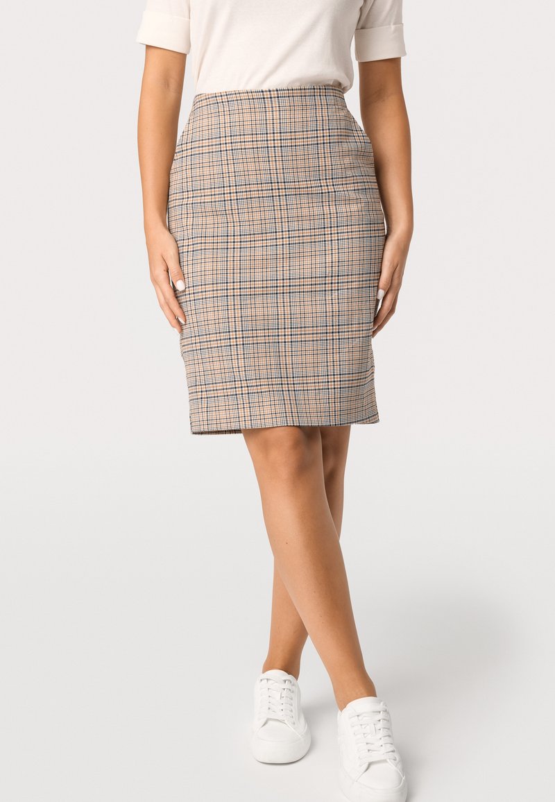 Knie-lange geruite rok in beige en blauwe tinten, gemaakt van geweven stof met een gladde textuur. Heeft een getailleerde pasvorm en een tailleband.