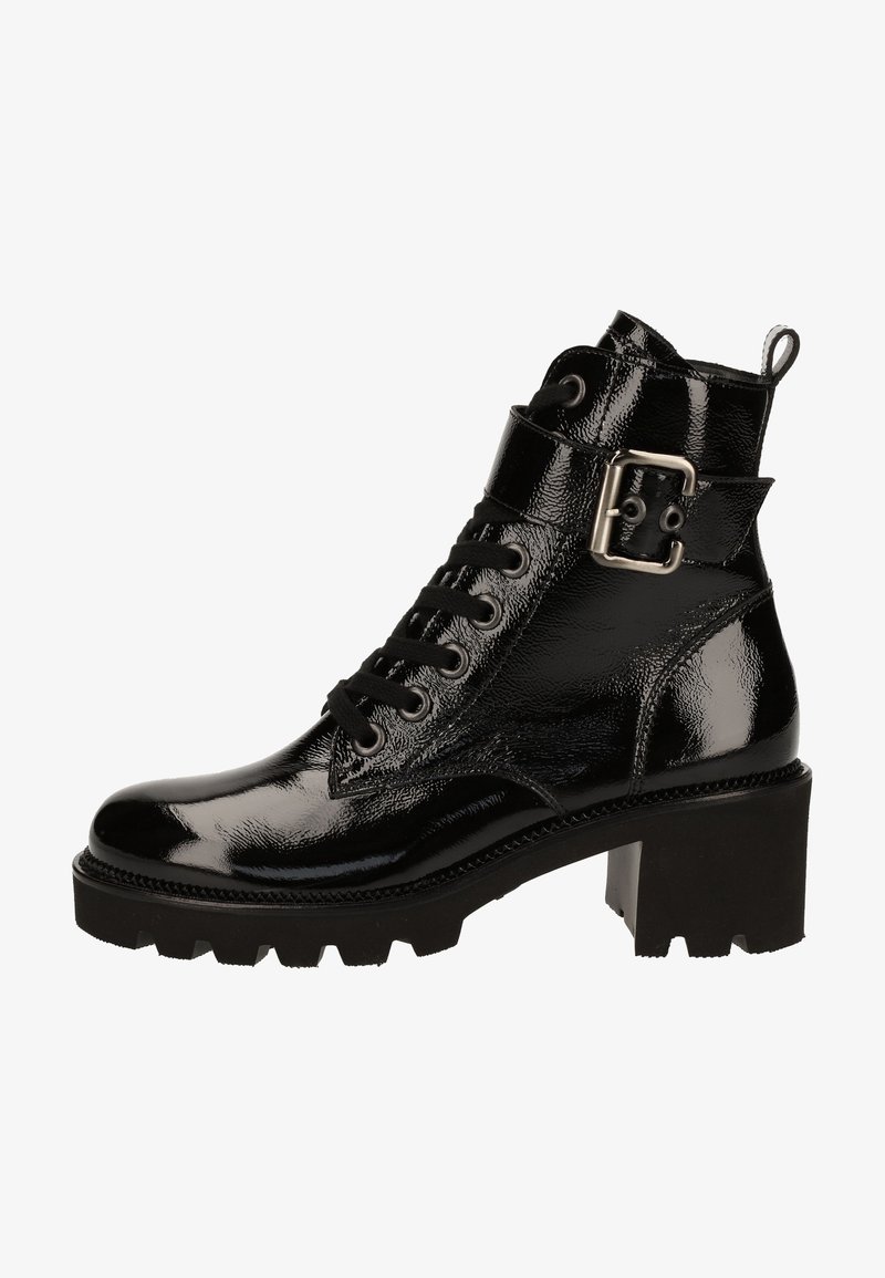 Bottine en cuir verni noir avec talon carré, lacets sur l'avant, bride à boucle argentée et semelle robuste antidérapante.