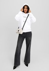 Karl Lagerfeld Jeans PRINT - Luvtröja - white