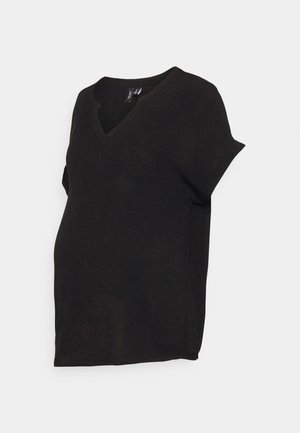 Top de maternidade preto com decote em V, mangas curtas e corte solto. Textura suave com um acabamento liso. Sem padrões ou adornos visíveis.