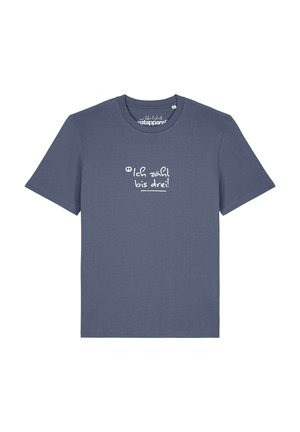 Schlichtes dunkelblaues T-Shirt mit kurzen Ärmeln mit weißem deutschem Text "Ich zähl bis drei!", der auf der Vorderseite in der Mitte gedruckt ist.