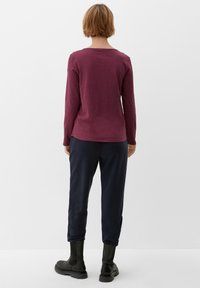 s.Oliver LANGARM - Langarmshirt - purple