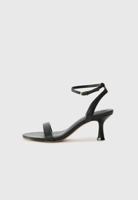 MADELYYN - Classic heels - black