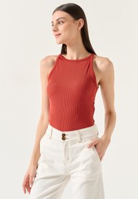 Jimmy Key SLIM FIT HALTER NECK BASIC TOP - Top