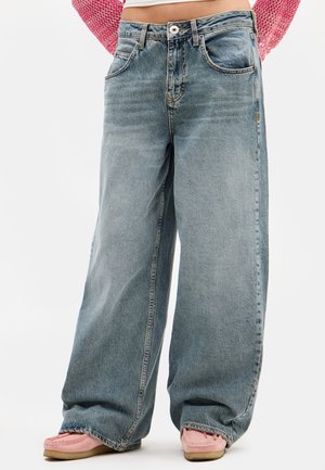BDG Urban Outfitters JAYA - Brīva piegriezuma džinsi - smokey blue