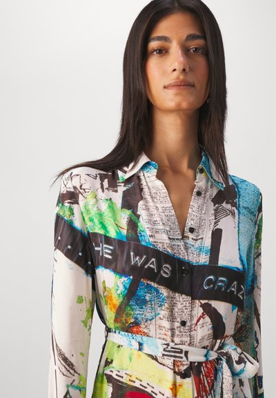 Alice + Olivia CHASSIDY SHIRT DRESS - Marškininė suknelė - confidential