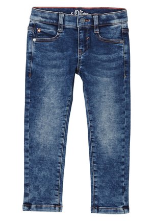Jean skinny en denim bleu foncé avec une teinte délavée, cinq poches, coutures orange et fermeture à bouton.