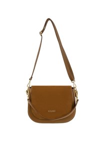 Bruine leren schoudertas met een gladde afwerking, subtiele textuur, gouden hardware en een klep-sluiting. Heeft een verstelbare strap.