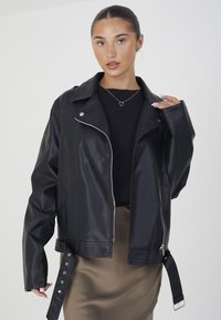 OVERSIZED BIKER - Giacca in similpelle - black