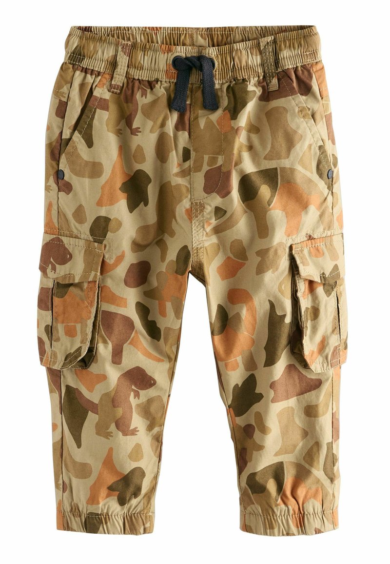 Pantaloni cargo mimetici beige con forme astratte verdi e marroni; presentano un cinturino elastico, cordino e due tasche laterali.