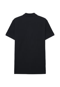 Polo shirt nero a maniche corte con colletto a coste, mostrato da dietro su uno sfondo bianco.