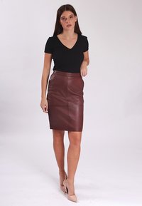 Lee Cooper Skinnkjol - oxblood