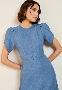 Friends Like These REGULAR FIT PETAL SLEEVE MIDI BELTED  - Kasdienė suknelė - blue