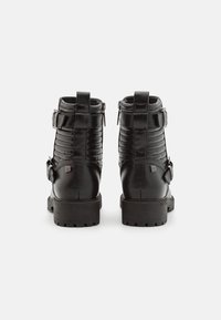 mtng CAMPA - Botines camperos - black