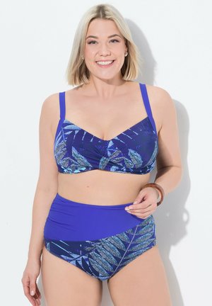 Set di bikini blu con un top decorato da un motivo di foglie di palma e uno slip high-waisted liscio. Realizzato in tessuto elastico con un design testurizzato.