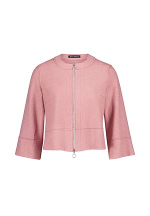 Světle růžová bunda vyrobená z texturované látky, s kulatým výstřihem, 3/4 zvonovými rukávy a předním zipem s kulatým táhlem.