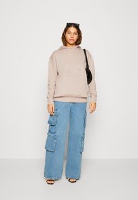 Nike Sportswear HOODIE - Melegítőfelső - diffused taupe/sail