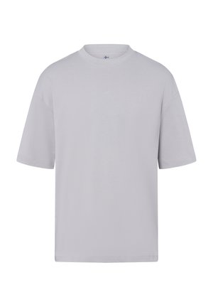 Graues Baumwoll-T-Shirt mit kurzen Ärmeln, Rundhalsausschnitt und entspannter Passform. Verfügt über ein kleines blaues Etikett mit einem Kreuz-Logo im inneren Halsbereich.