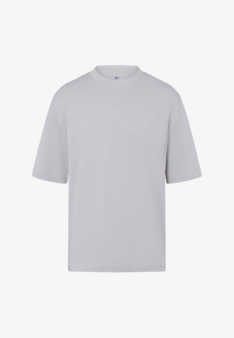 Szara bawełniana koszulka z krótkim rękawem, okrągłym dekoltem i luźnym krojem. Posiada małą niebieską metkę z logo krzyża na wewnętrznej stronie dekoltu.