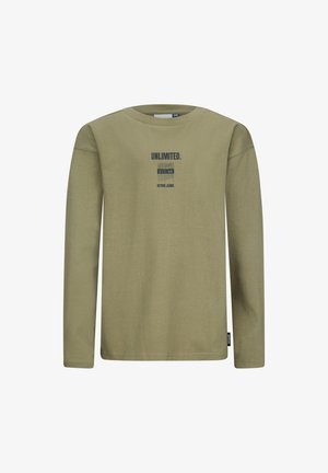 Długi rękaw koszulka w oliwkowym kolorze z bawełny, z okrągłym dekoltem i nadrukowanym grafikiem w ciemnoniebieskim kolorze z napisem "UNLIMITED. EST. 69 RETOUR JEANS."