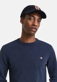 GANT SUPERFINE CREW NECK - Jersey de punto - blau