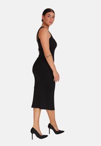 Elara Vestido de tubo - schwarz