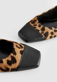 Next Ballerina's - leopard