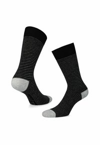 Czarne skarpetki z białymi poziomymi paskami, z szarym piętą i palcami. Wykonane z miękkiego materiału, z ryflowanym ściągaczem dla pewnego dopasowania.