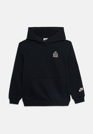 Sweat à capuche noir Nike avec poche avant, petit logo blason sur la poitrine et logo Nike sur le bord de la manche gauche.