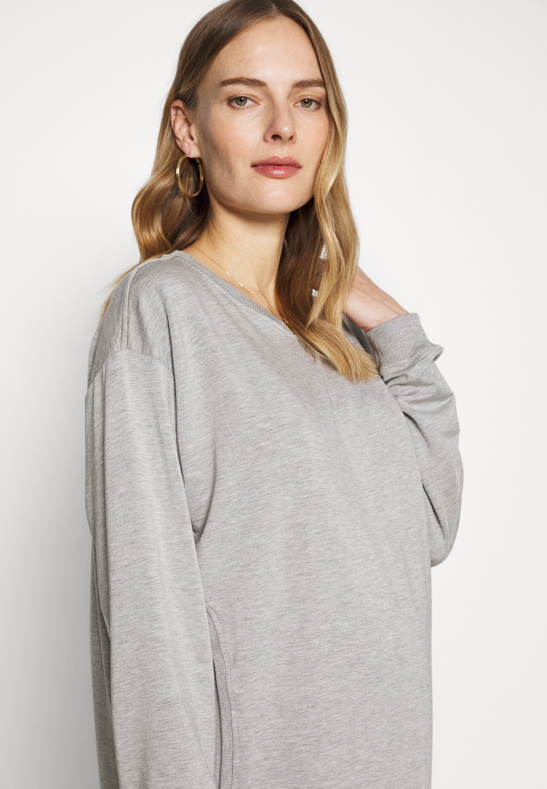 Women Sweatshirt Women Sweatshirt