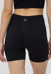 Terranova CICLISTA ACTIVE - Leggings - nero