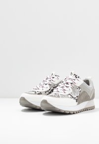 s.Oliver Trainers - grey