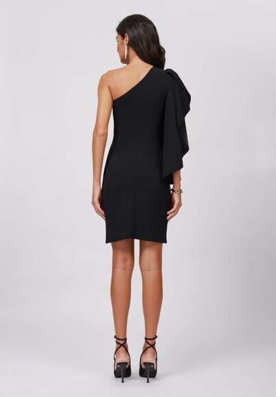 EUC City Triangles robe formelle robe taille 7 soirée de bal