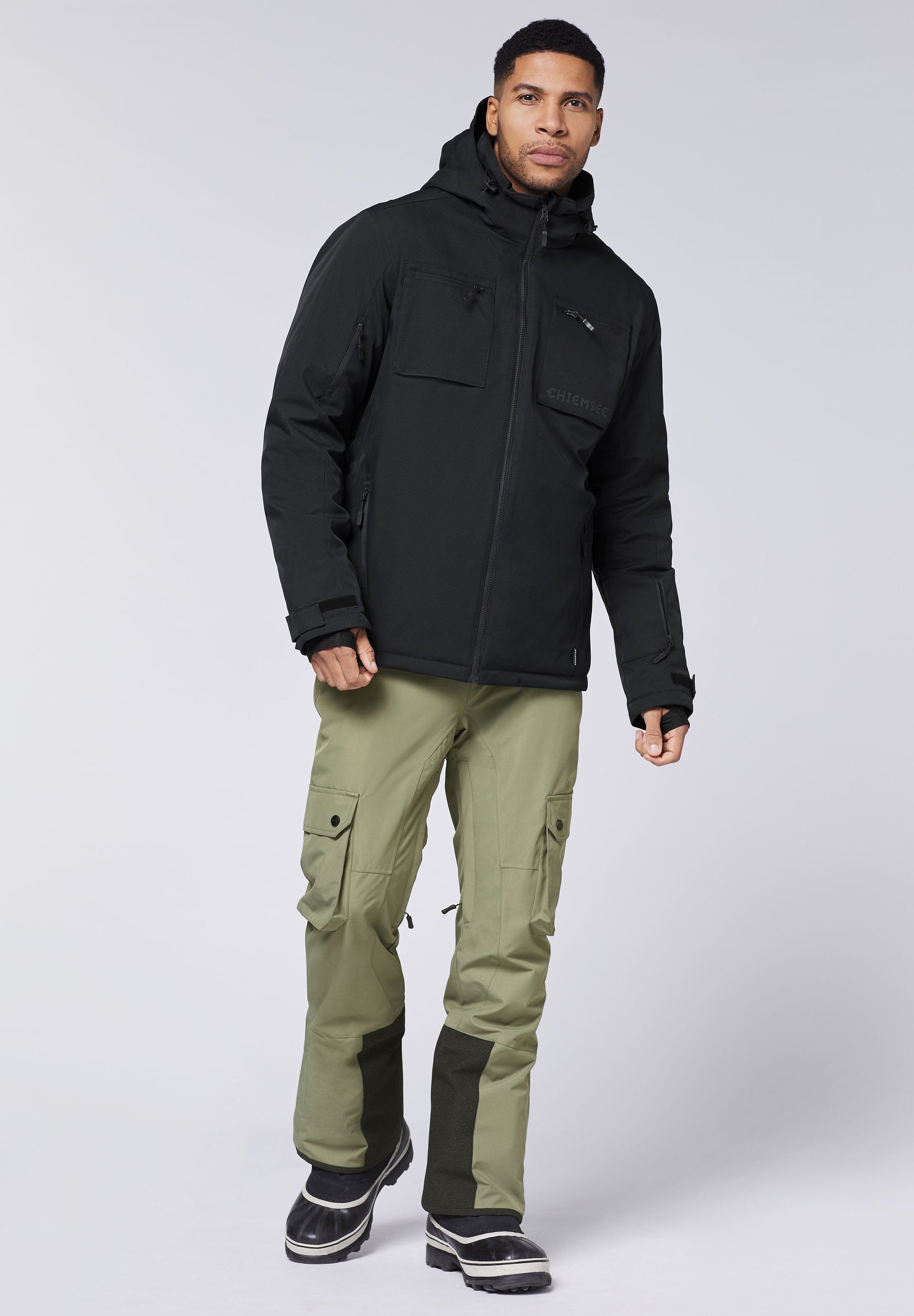 Chiemsee MIT BACKPRINT - Snowboard jacket - black beauty/black