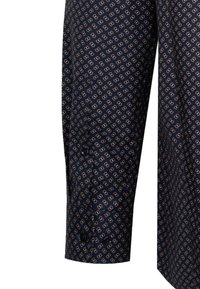 Marineblaues Hemd mit einem geometrischen Muster in Beige. Hergestellt aus glattem Stoff, mit langen Ärmeln und einer Knopfleiste vorne.