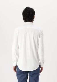 Thumbnail Image 4