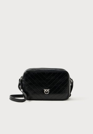 CARRIE CAMERA BAG - Ülerinna-kott - nero limousine/matt silver-coloured