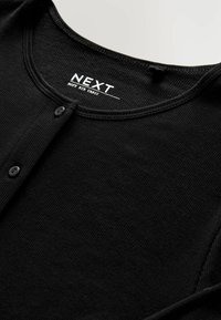 Non sélectionné, black