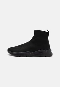 Unselected, black