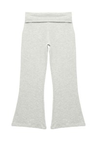 Vaaleanharmaat levenevät legginsit, joissa on leveä vyötärö, valmistettu pehmeästä jersey-kankaasta, jonka pinta on sileä eikä siinä ole näkyviä kuvioita tai koristeita.