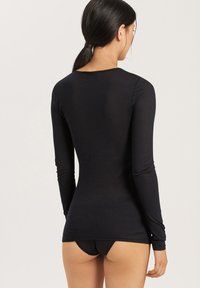 Hanro Aluspaita - black
