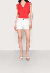 Morgan Blouse - red