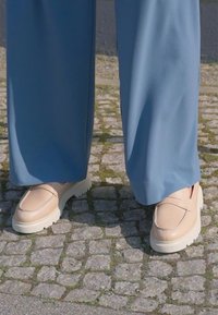 GANT MALINCA - Slip-ons - beige